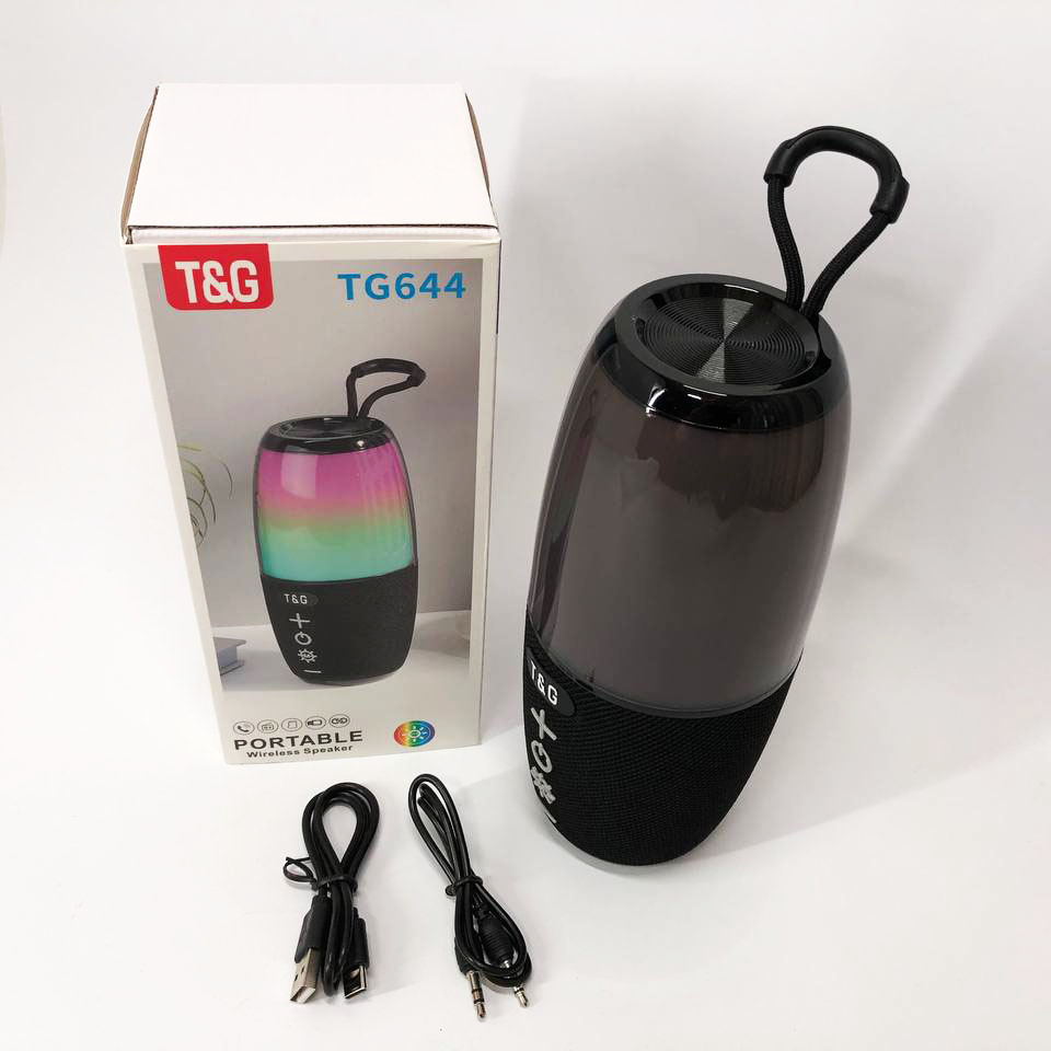 Портативна колонка TG644 5W з RGB підсвічуванням та ремінцем, блютуз колонка з акумулятором. Колір: чорний - Зображення 8