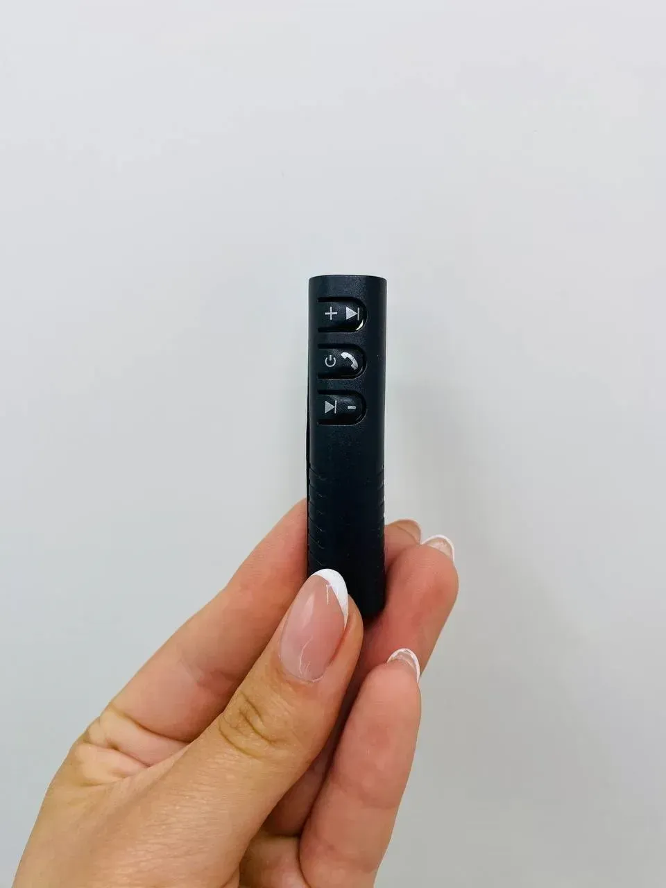 Трансмітер FM MOD BT 450 / Трансмітер автомобільний з підтримкою Bluetooth / Bluetooth AUX-адаптер 2 Трансмітер FM MOD BT 450 / Трансмітер автомобільний з підтримкою Bluetooth / Bluetooth AUX-адаптер - Зображення 2