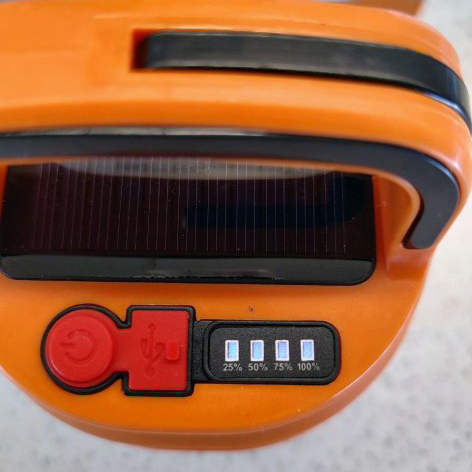 Підвісний ліхтар світильник LED з гачком для кемпінгу, ліхтариком та сонячною панеллю. Колір: помаранчевий - Зображення 7