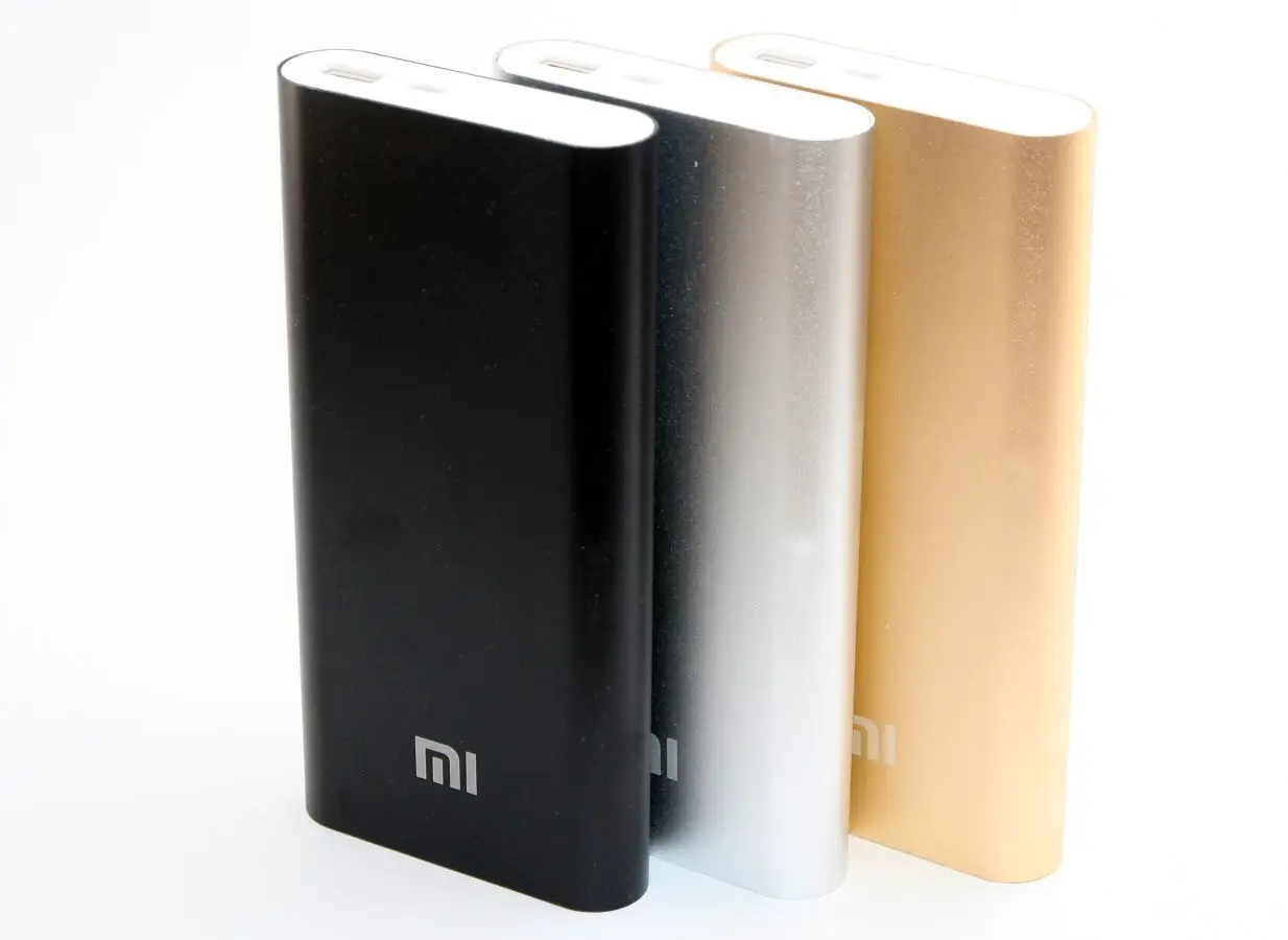 Портативний зарядний пристрій Powerbank M8 20800 Silver, Gold, Black 6 Портативний зарядний пристрій Powerbank M8 20800 Silver, Gold, Black - Зображення 6