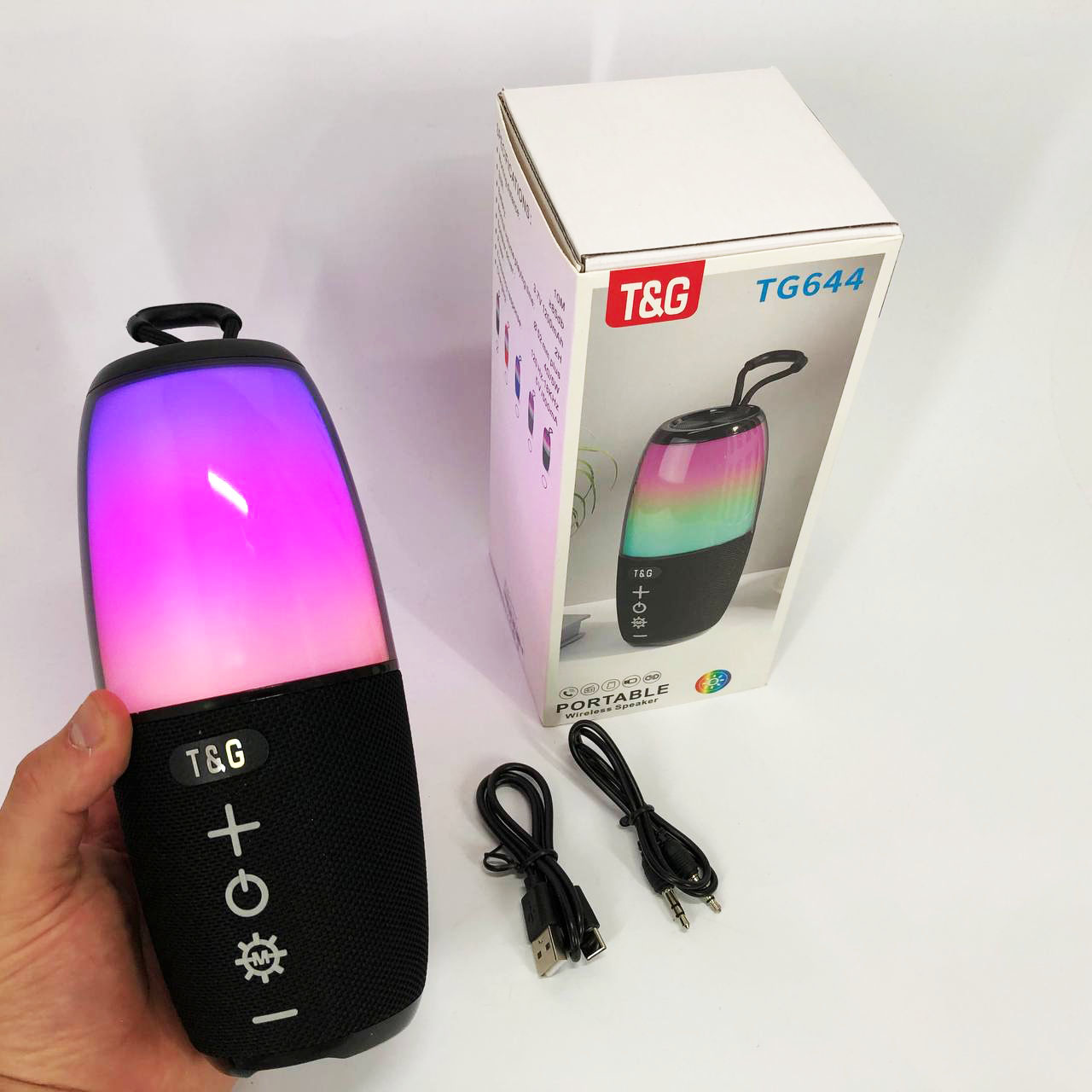 Портативна колонка TG644 5W з RGB підсвічуванням та ремінцем, блютуз колонка з акумулятором. Колір: чорний - Зображення 3