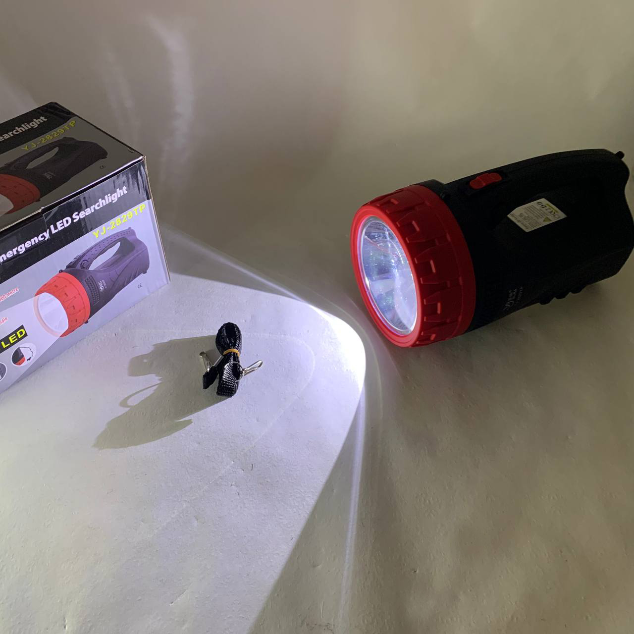Ліхтар переносний Luxury 2829-5W+25LED 6 Ліхтар переносний Luxury 2829-5W+25LED - Зображення 6