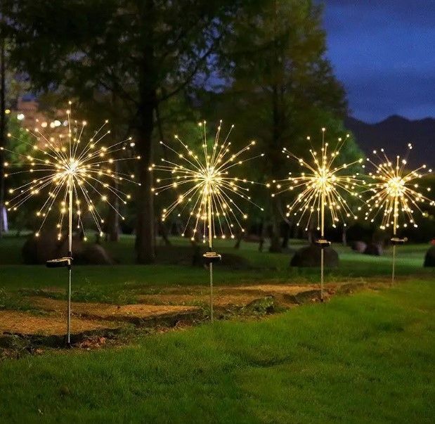 Ліхтар садовий Феєрверк газонний на сонячній батареї, 90 led, 8 режимів (2 шт. у комплекті) 1 Ліхтар садовий Феєрверк газонний на сонячній батареї, 90 led, 8 режимів (2 шт. у комплекті)