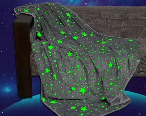 Сірий Дитячий плед-покривало Magic Blanket, що світиться в темряві 150*180 1 Сірий Дитячий плед-покривало Magic Blanket, що світиться в темряві 150*180