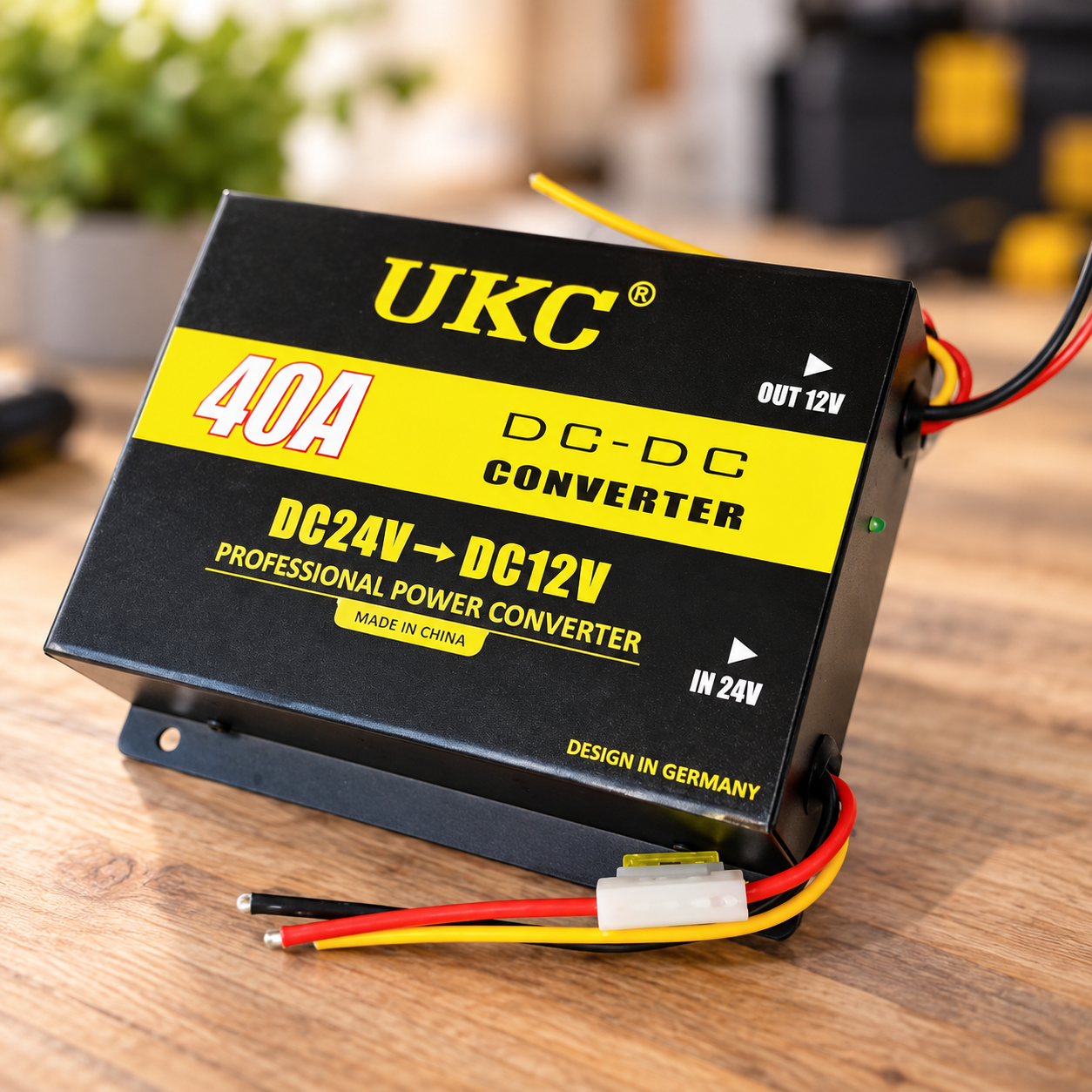 Перетворювач DC/DC 24v-12v 40A 1 Перетворювач DC/DC 24v-12v 40A